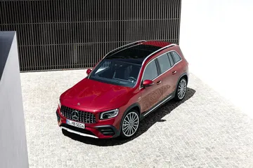 Konkurrenzlos In Seiner Klasse: Der Neue Glb 35 4matic Kombiniert Mit Einer Hohen Variabilität, Viel Platz Und Mit Hohem Fahrspaß Unrivalled In Its Class: The New Glb 35 4matic Combines Great Variability And Plenty Of Space With Sheer Driving Pleasure