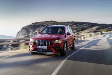 Konkurrenzlos In Seiner Klasse: Der Neue Glb 35 4matic Kombiniert Mit Einer Hohen Variabilität, Viel Platz Und Mit Hohem Fahrspaß Unrivalled In Its Class: The New Glb 35 4matic Combines Great Variability And Plenty Of Space With Sheer Driving Pleasure