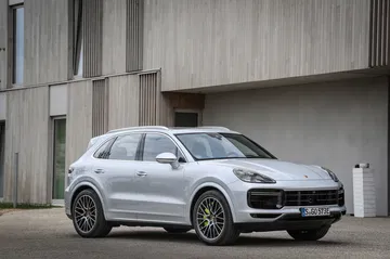 Prueba Porsche Cayenne Turbo S E Hybrid 15