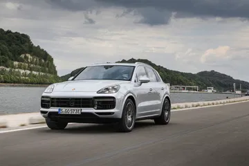 Prueba Porsche Cayenne Turbo S E Hybrid 16