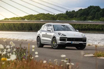 Prueba Porsche Cayenne Turbo S E Hybrid 19
