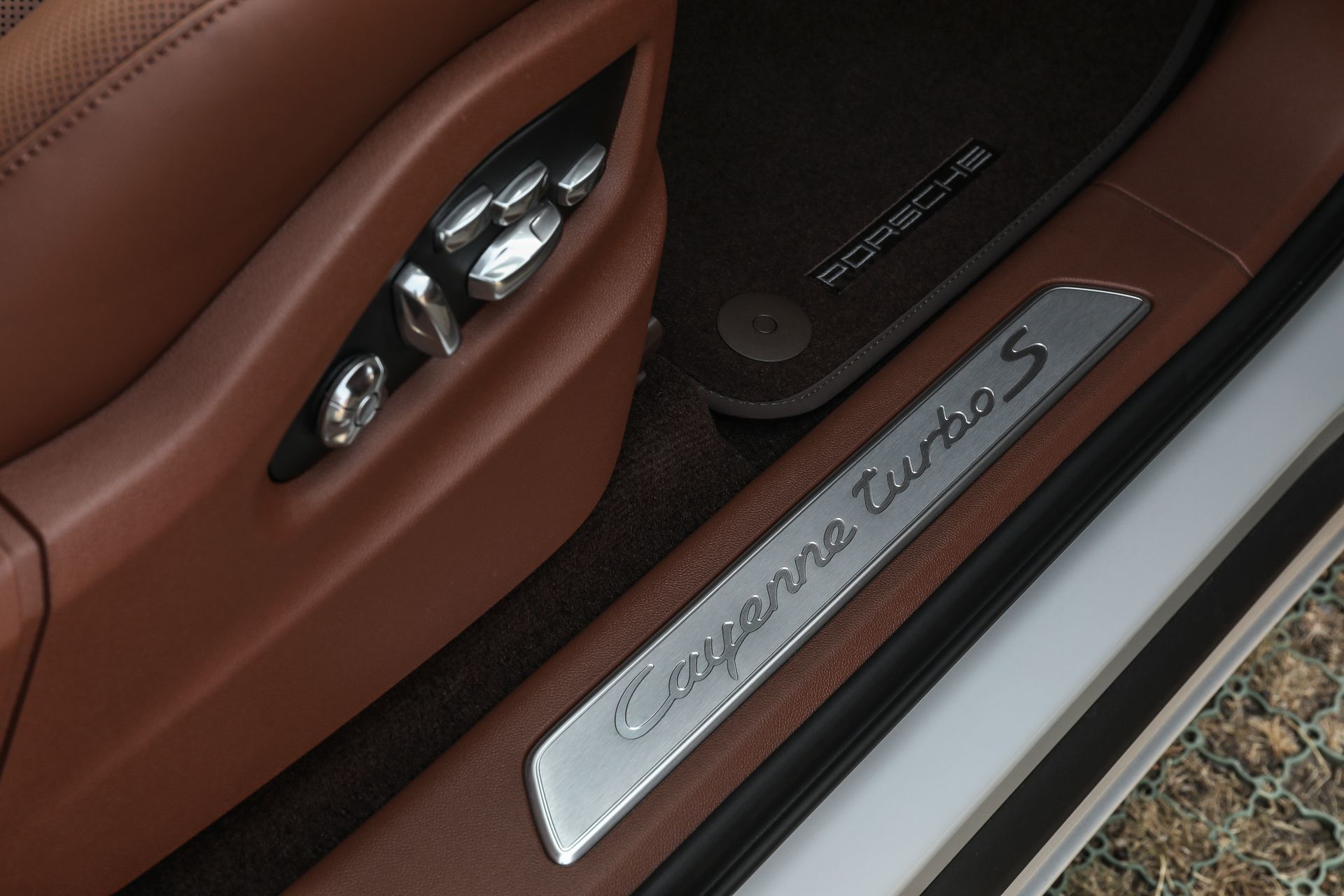 Prueba Porsche Cayenne Turbo S E Hybrid 28