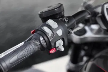 Triumph Lh Switch Cube