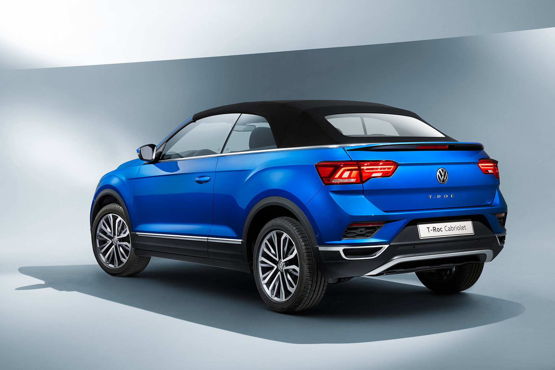 Volkswagen T Roc Cabrio 2020 Azul 11
