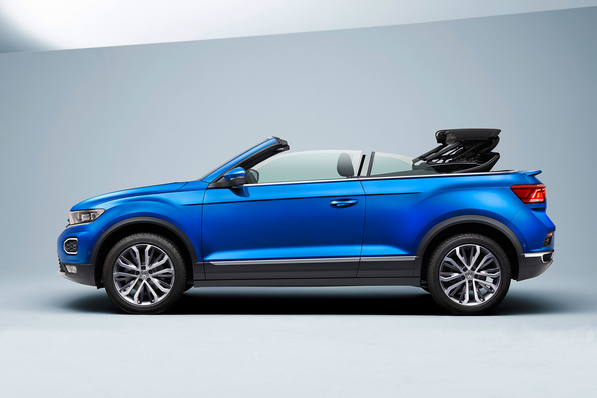 Volkswagen T Roc Cabrio 2020 Azul Capota 02