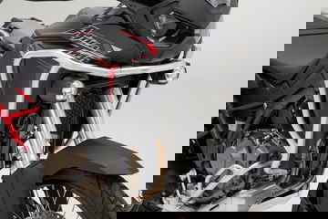 20ym Africa Twin