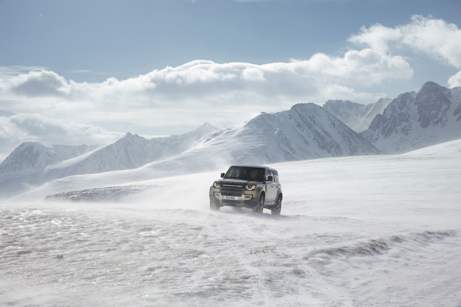 Land Rover Defender 2020 101