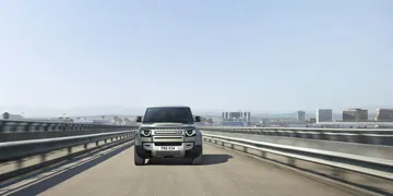 Land Rover Defender 2020 104