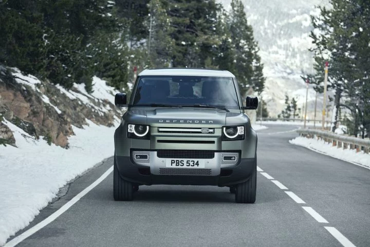 Land Rover Defender 2020 107