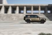 Land Rover Defender 2020 108