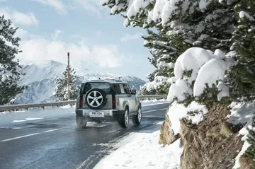 Land Rover Defender 2020 109