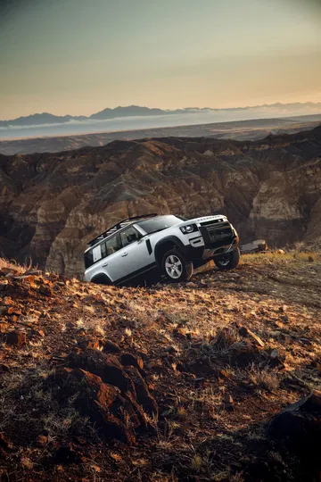 Land Rover Defender 2020 114