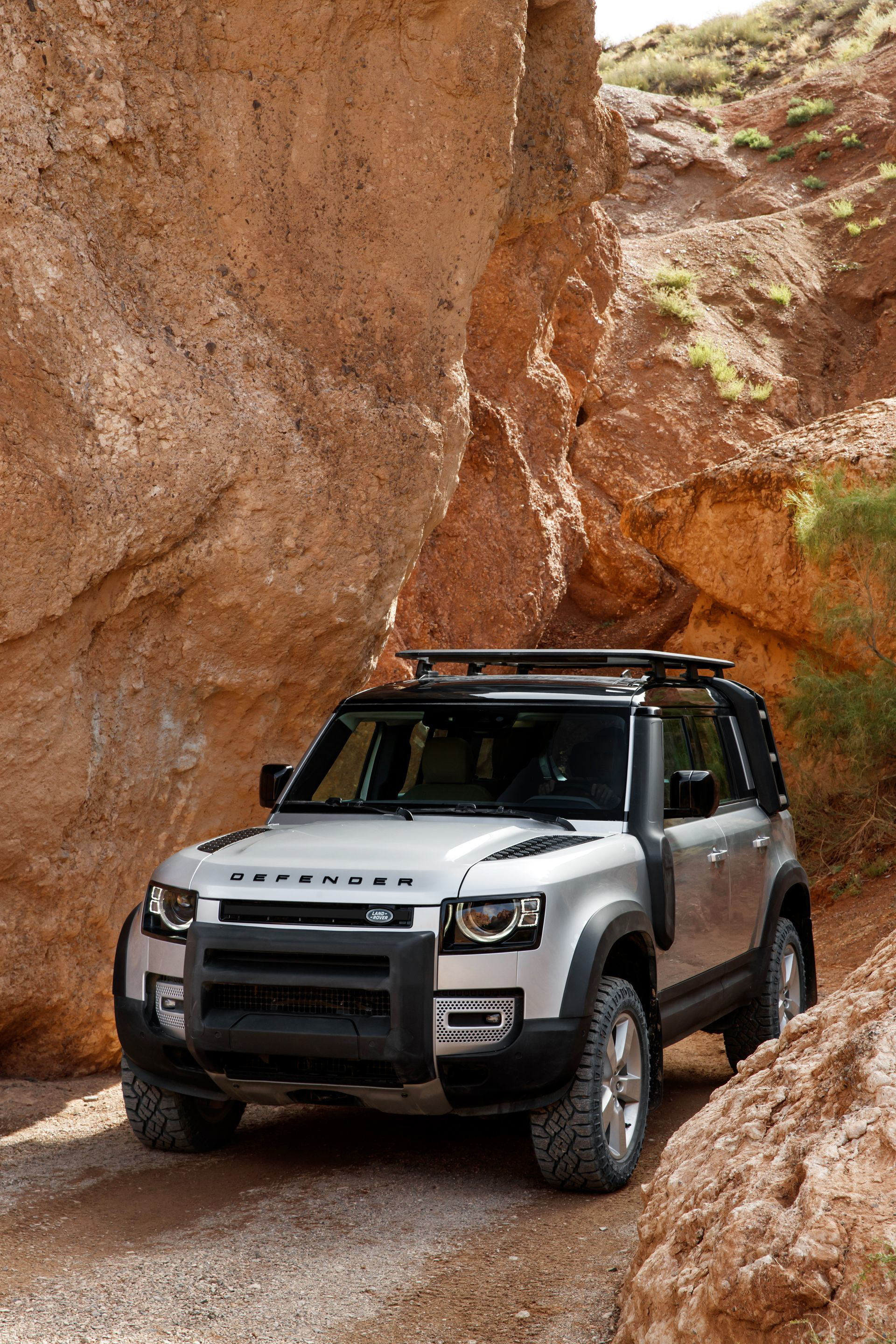 Land Rover Defender 2020 124
