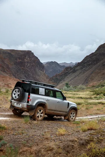 Land Rover Defender 2020 130