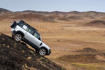 Land Rover Defender 2020 136