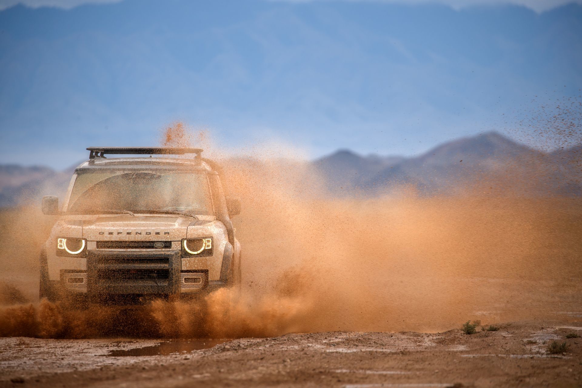 Land Rover Defender 2020 145