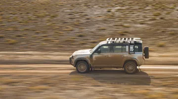 Land Rover Defender 2020 151