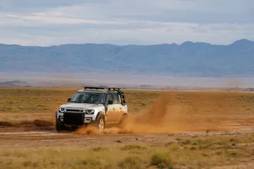 Land Rover Defender 2020 156