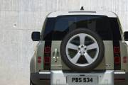 Land Rover Defender 2020 172