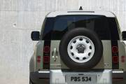 Land Rover Defender 2020 176