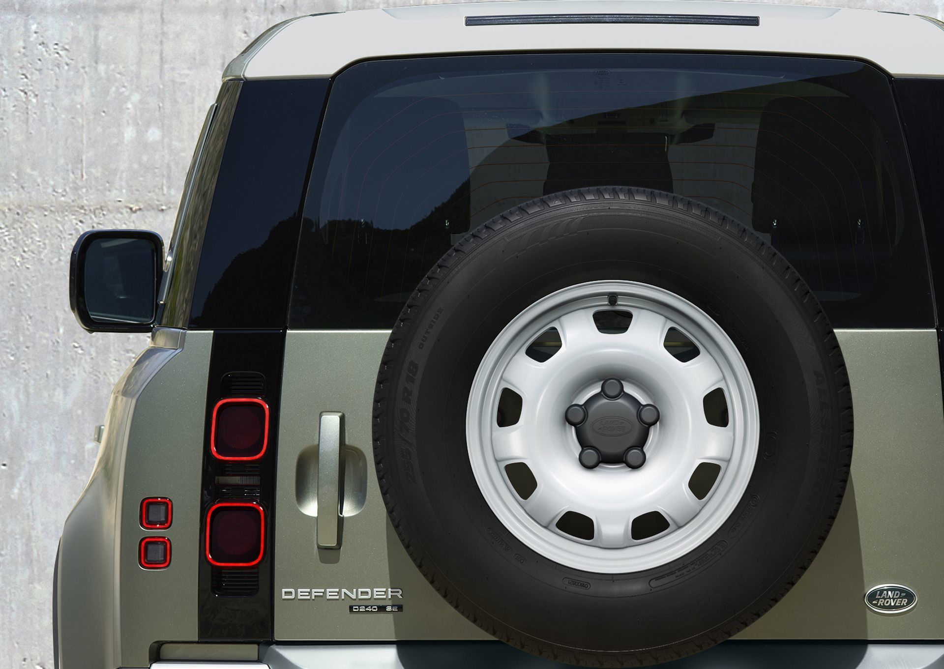 Land Rover Defender 2020 192