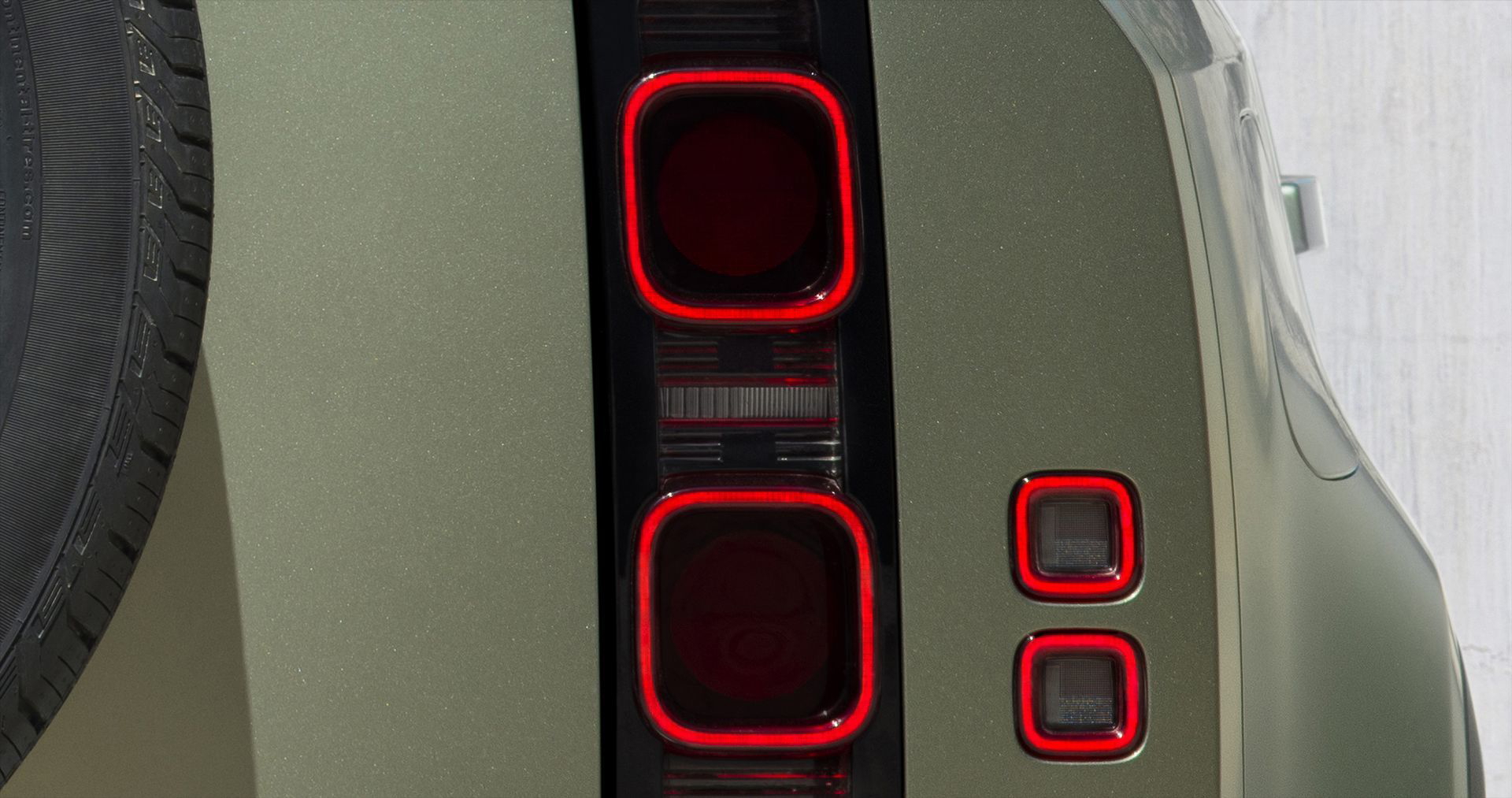 Land Rover Defender 2020 196