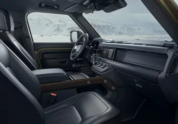 Land Rover Defender 2020 207