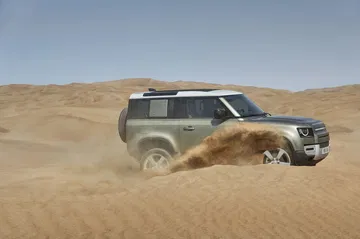 Land Rover Defender 2020 29