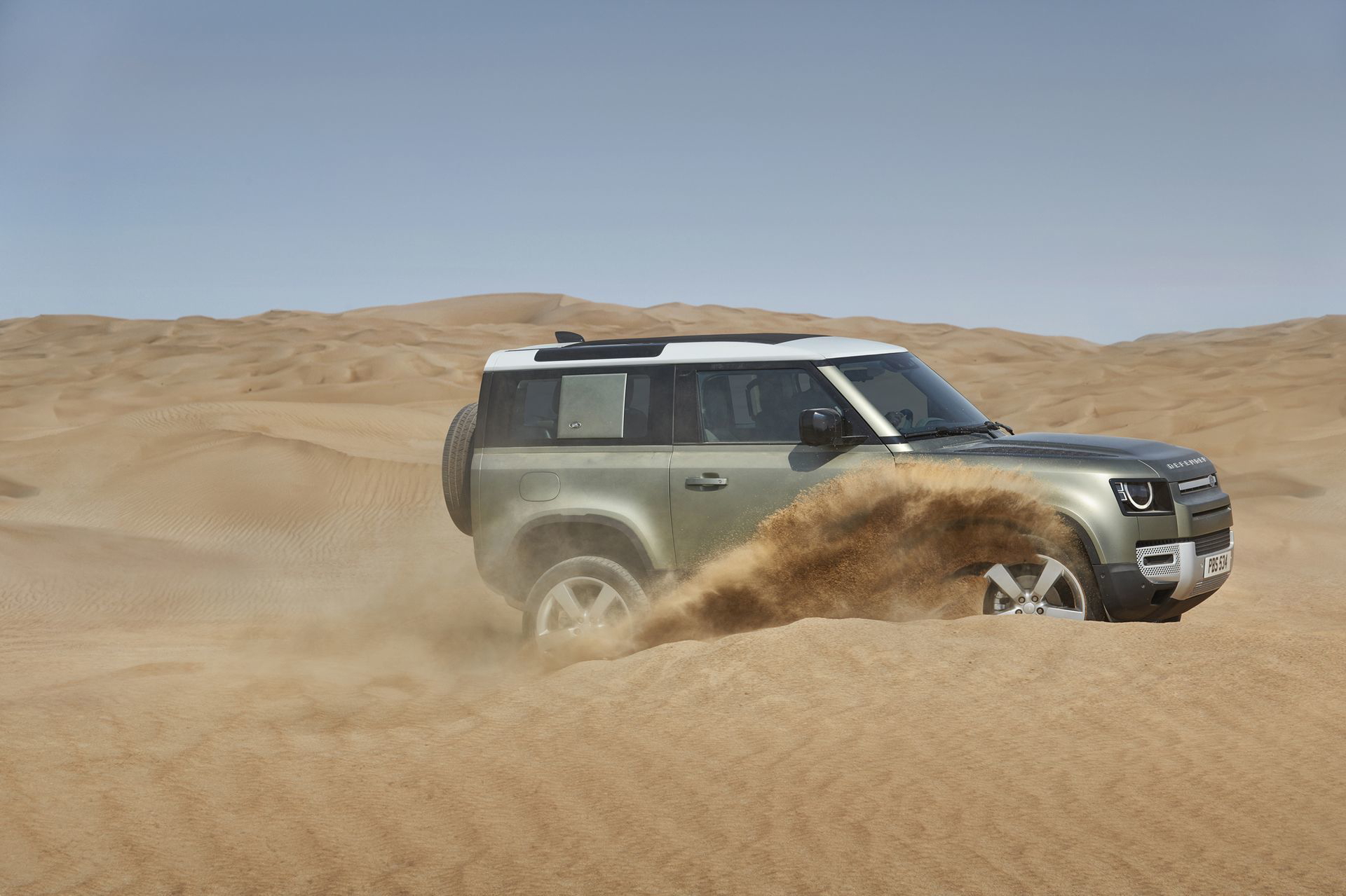 Land Rover Defender 2020 29
