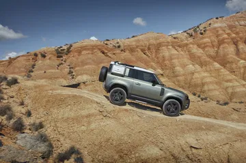 Land Rover Defender 2020 31
