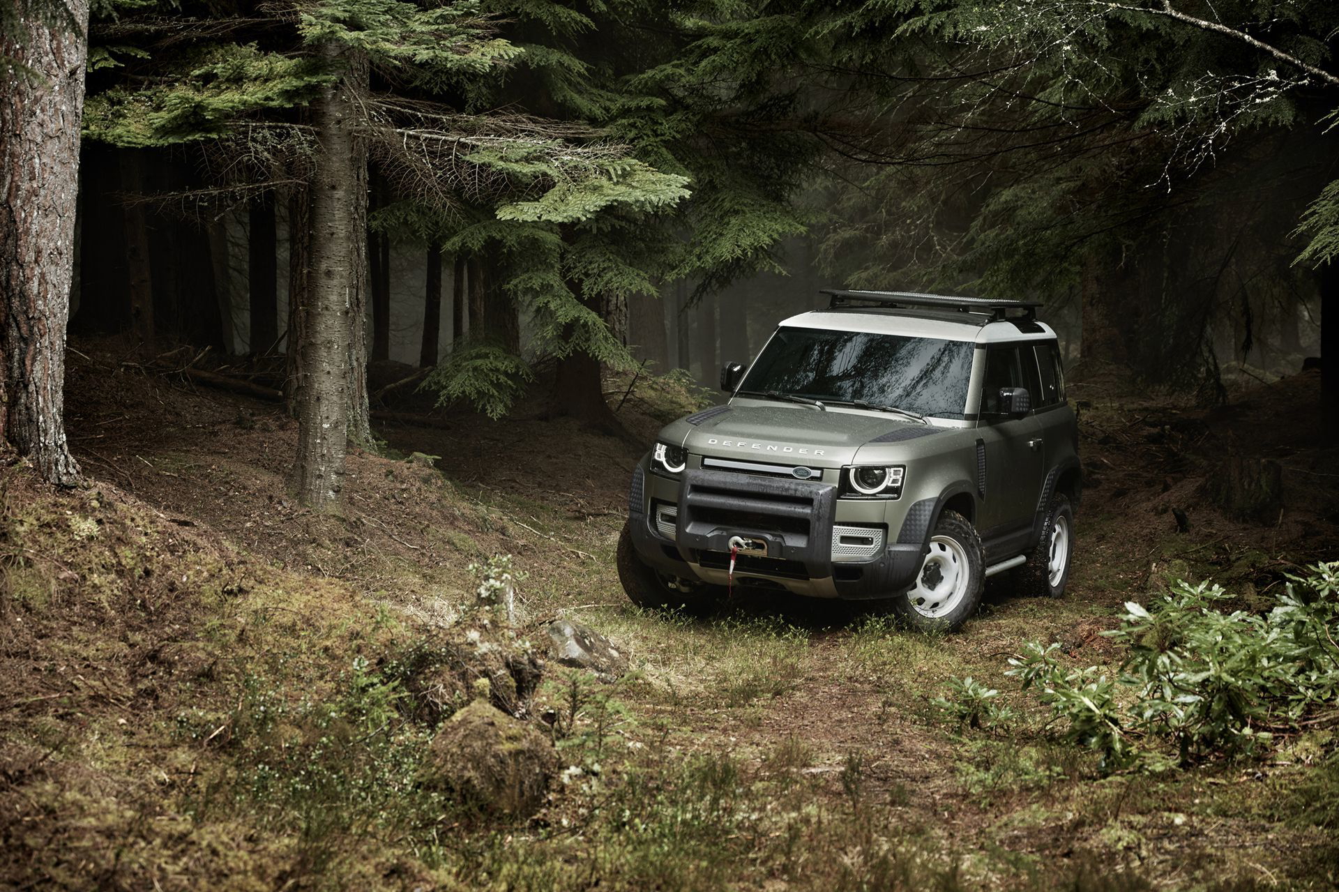 Land Rover Defender 2020 33