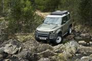 Land Rover Defender 2020 35