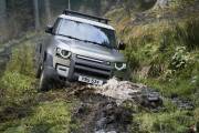 Land Rover Defender 2020 38
