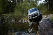 Land Rover Defender 2020 41