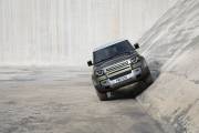 Land Rover Defender 2020 44