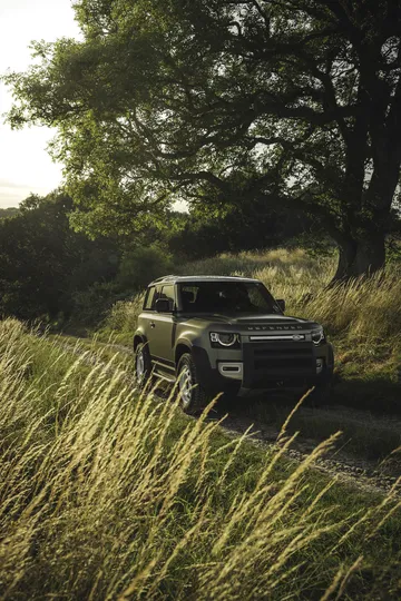 Land Rover Defender 2020 49