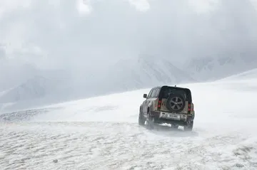 Land Rover Defender 2020 7