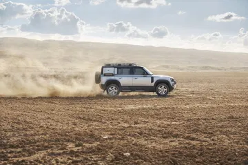 Land Rover Defender 2020 78
