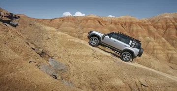 Land Rover Defender 2020 81