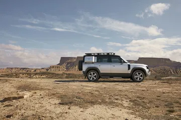Land Rover Defender 2020 86