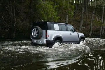 Land Rover Defender 2020 93