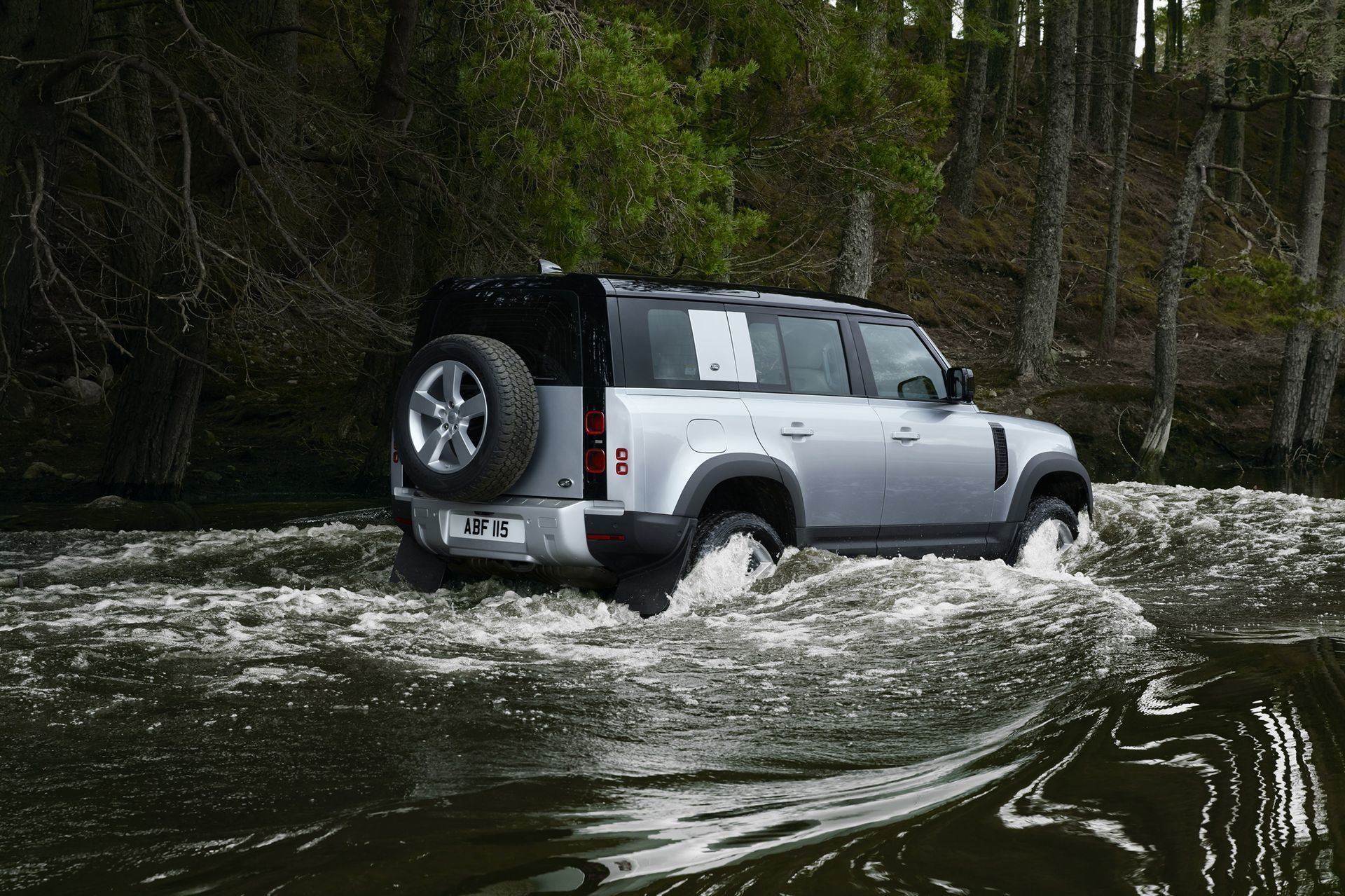 Land Rover Defender 2020 93