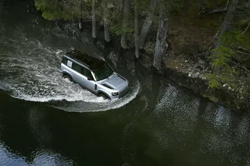 Land Rover Defender 2020 94