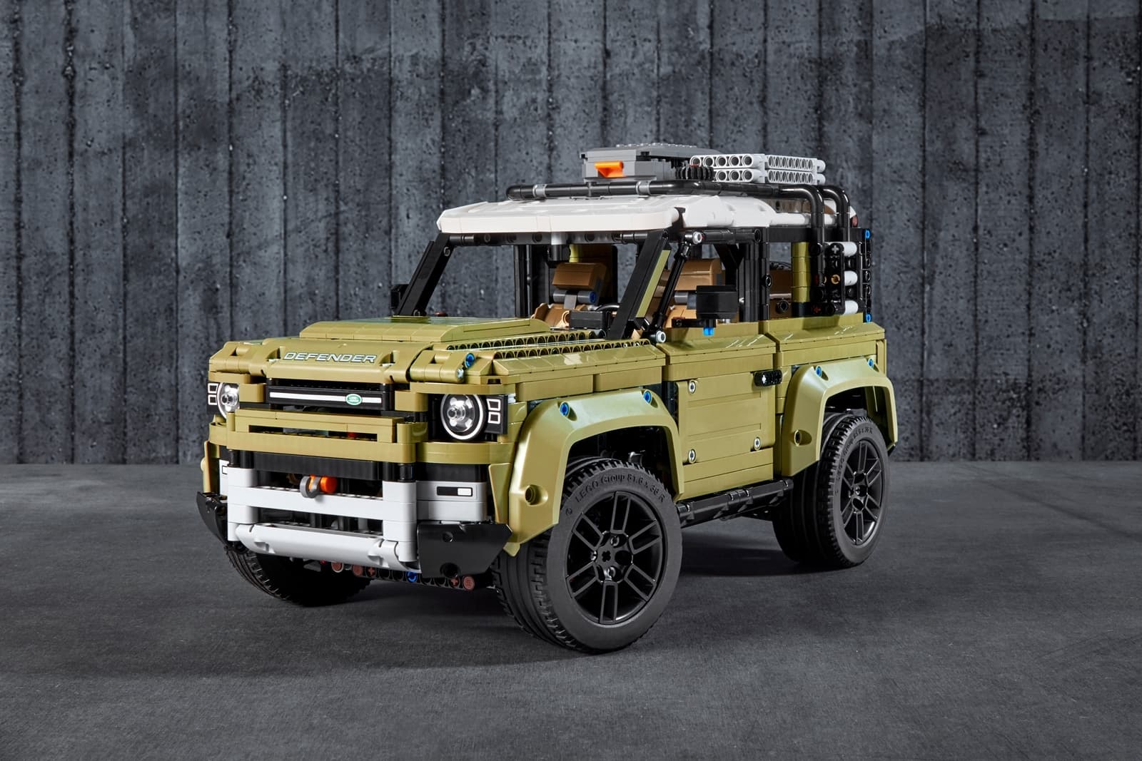 Land Rover Defender 2020 Lego 0919 010