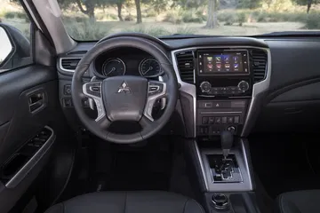 Mitsubishi L200 2020 0919 016