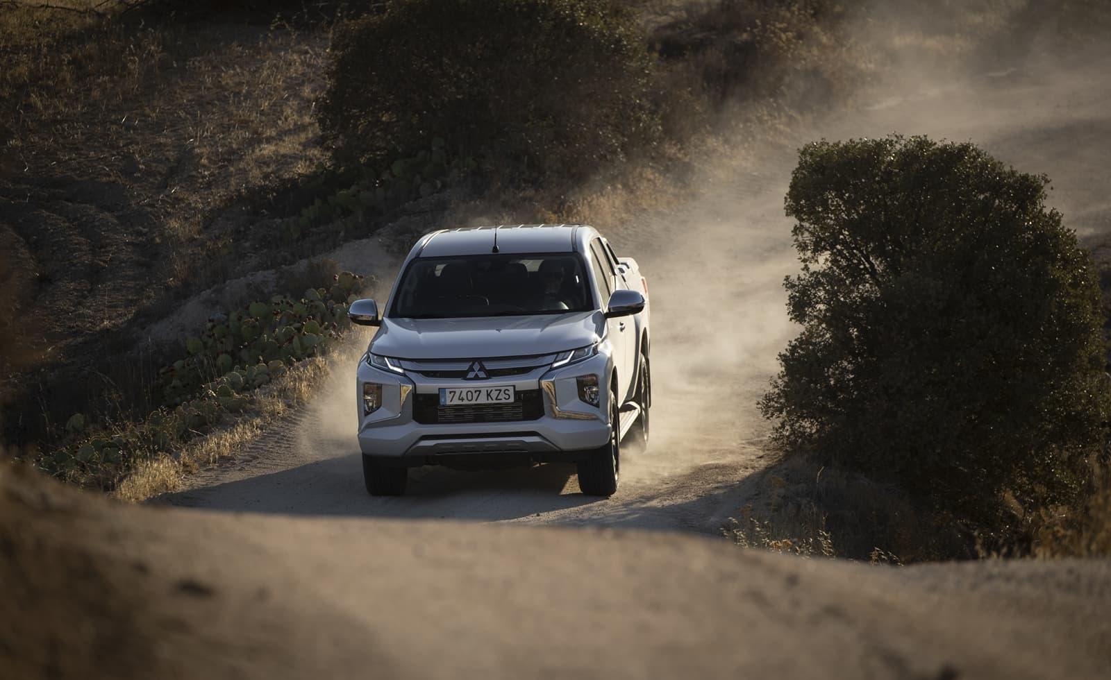 Mitsubishi L200 2020 0919 040