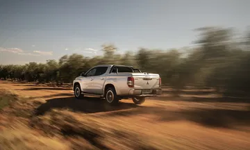 Mitsubishi L200 2020 0919 052