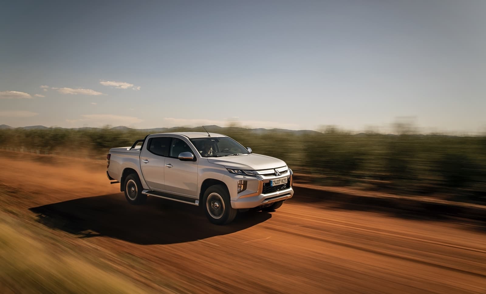 Mitsubishi L200 2020 0919 055