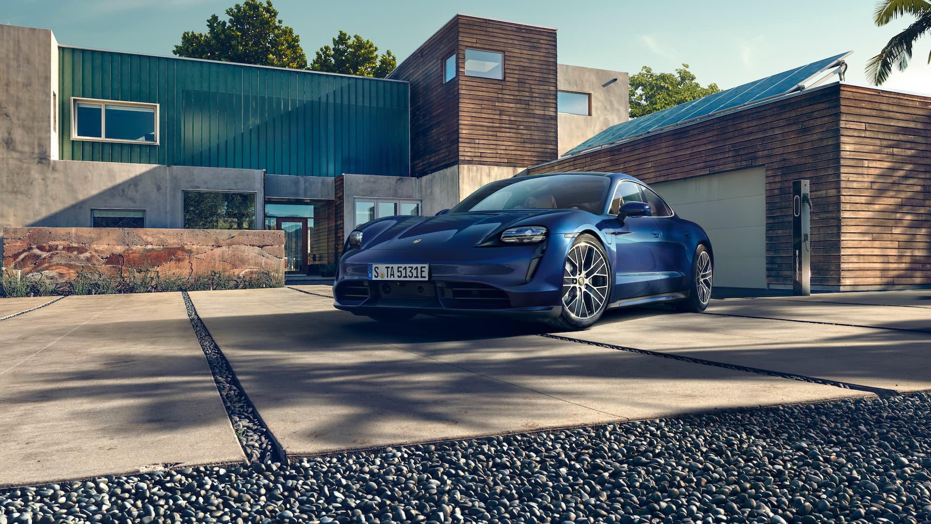 Porsche Taycan Exterior 18