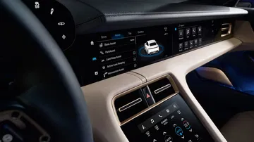 Porsche Taycan Interior 22